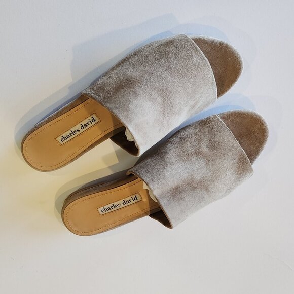 Charles David Taupe Suede Flats Size 8.5 - Picture 2 of 5